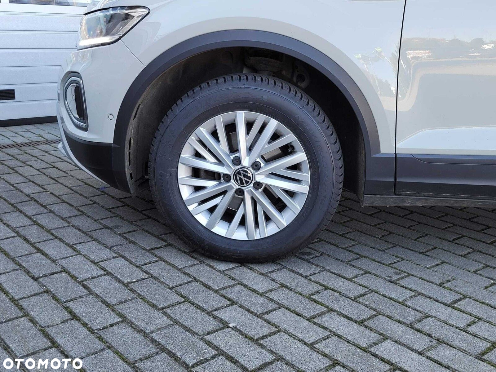 Volkswagen T-Roc 1.5 TSI Life DSG - 15