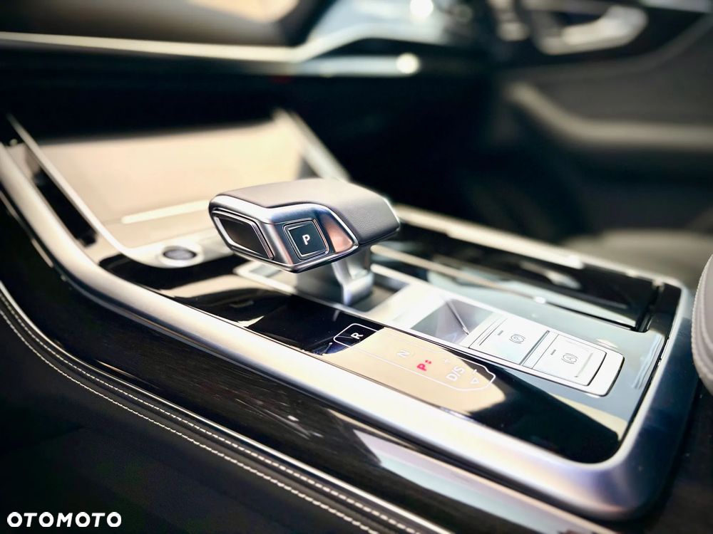 Audi Q8 50 TDI mHEV Quattro Tiptronic - 12