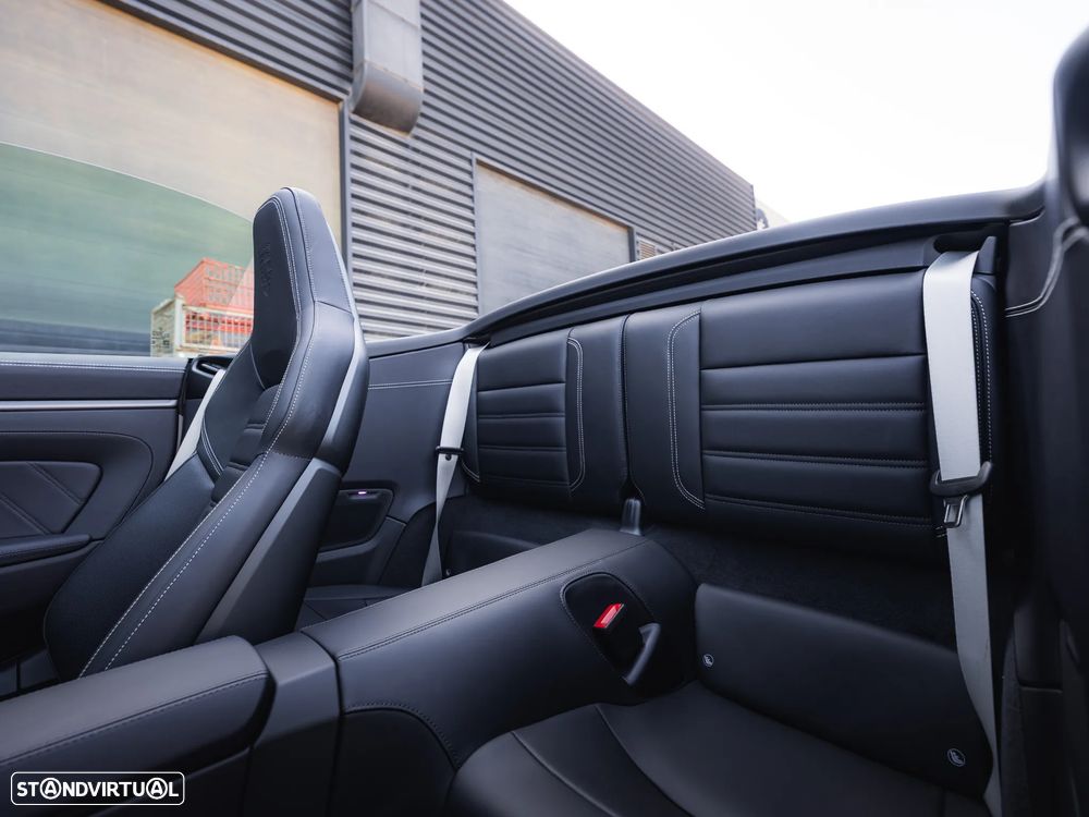 Porsche 911 (992) Carrera - 36