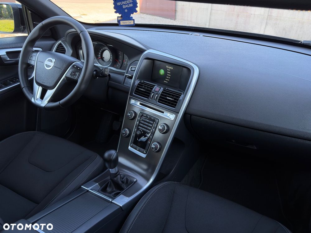 Volvo XC 60 D3 R-Design Momentum - 29