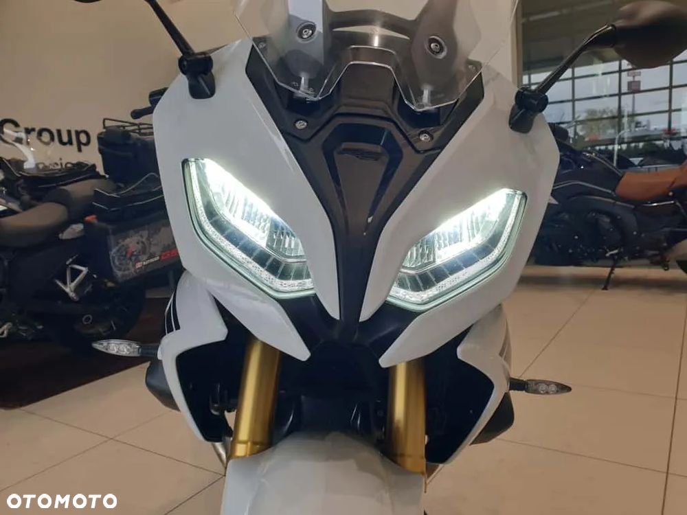 BMW R - 10