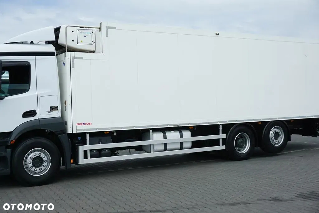 Mercedes-Benz ANTOS / 2535 / EURO 6 / CHŁODNIA + WINDA / 23 PALETY / OŚ SKRĘTNA - 15