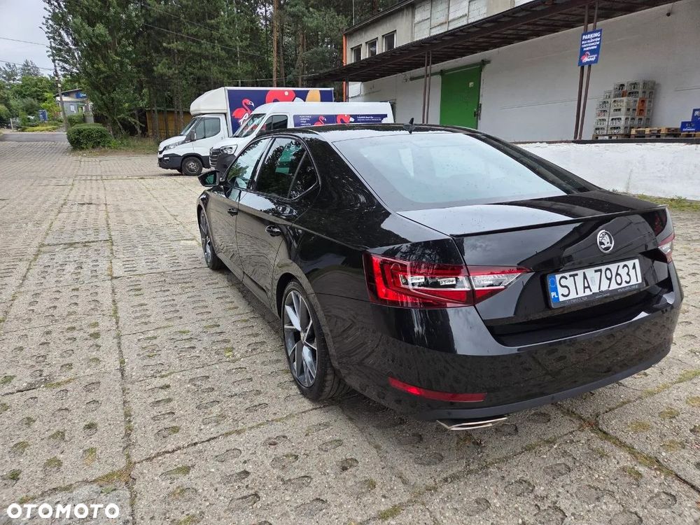 Skoda Superb 2.0 TSI 4x4 Sportline DSG - 8