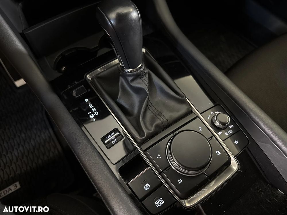 Mazda 3 - 18