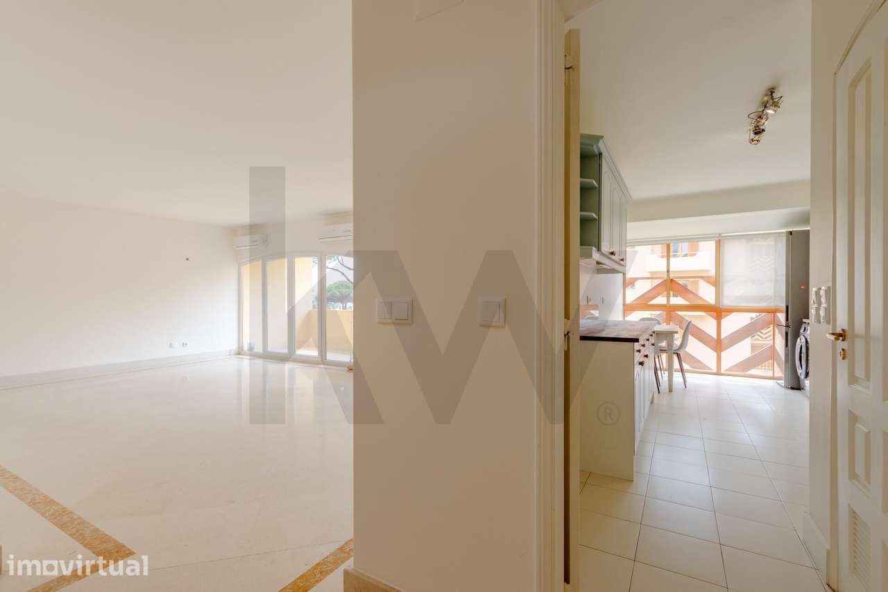 Apartamento T3 em condomínio com Piscina e Garagem Box para arrendamen - Grande imagem: 4/28