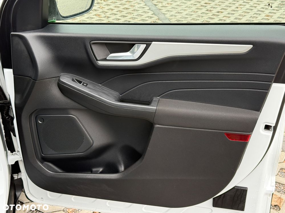 Ford Kuga 2.0 EcoBlue Hybrid TITANIUM - 28