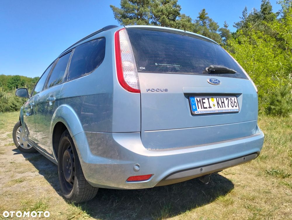 Ford Focus 1.6 16V Trend - 18
