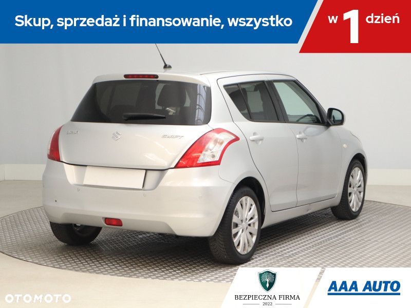 Suzuki Swift - 7