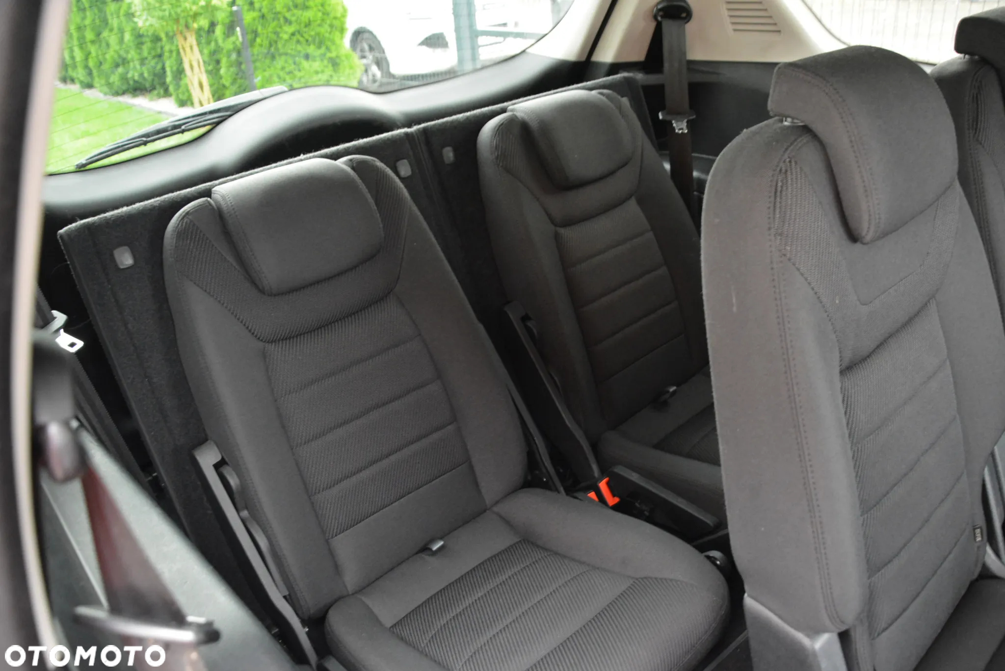 Ford S-Max - 34