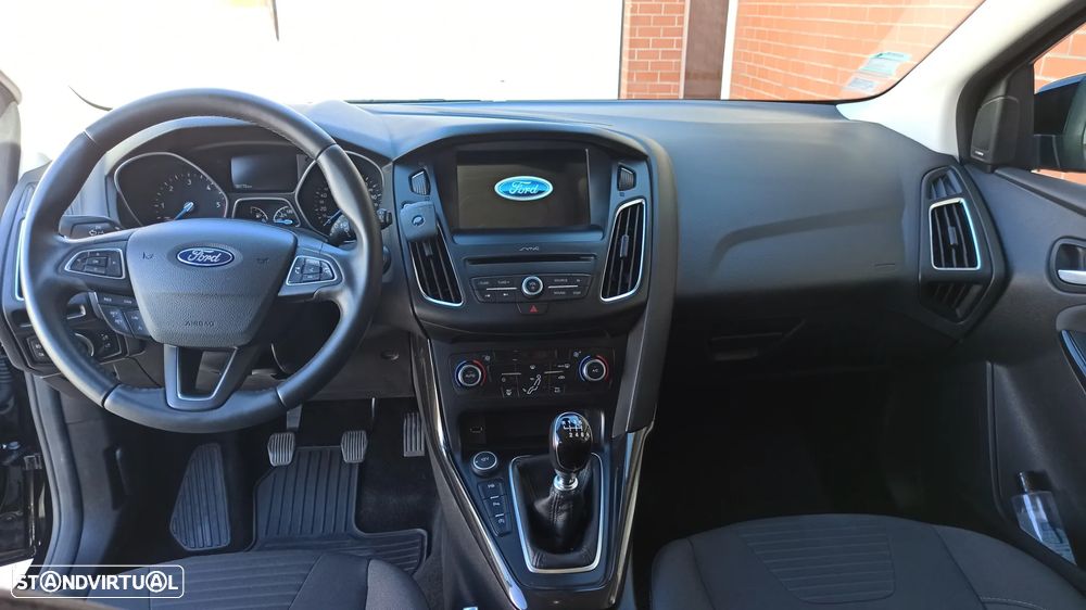 Ford Focus 1.5 TDCi Titanium - 10