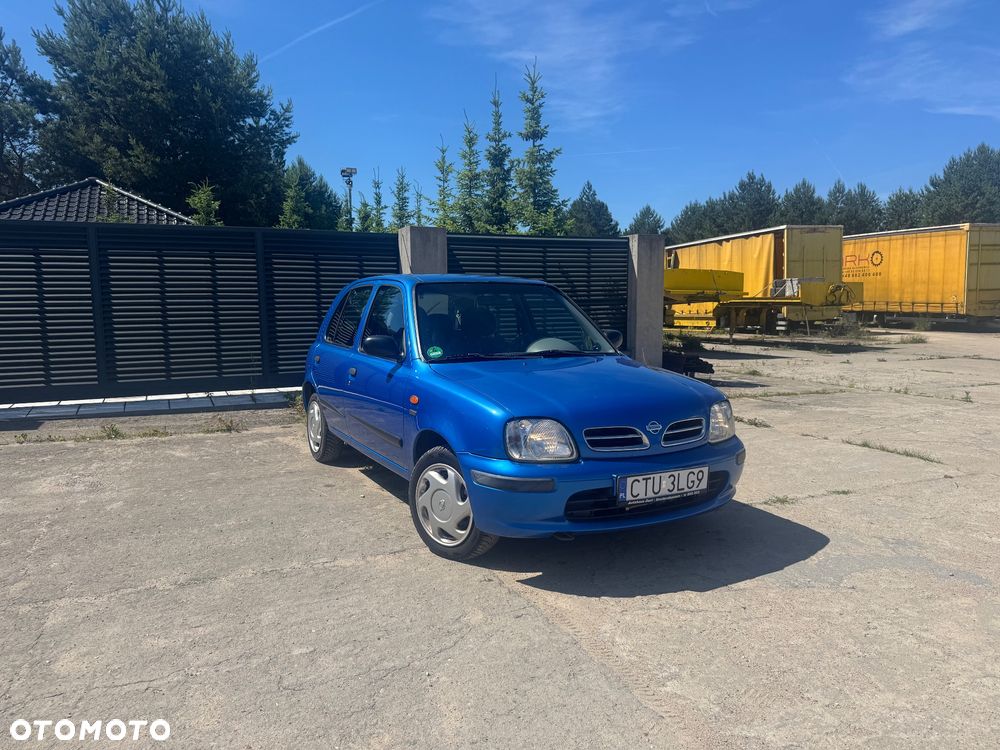 Nissan Micra - 1