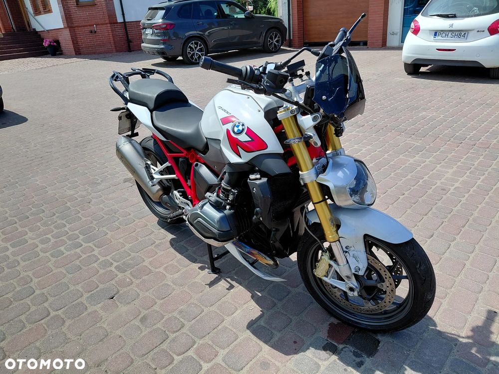 BMW R - 8