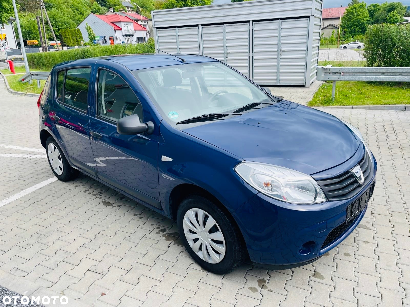 Dacia Sandero - 8