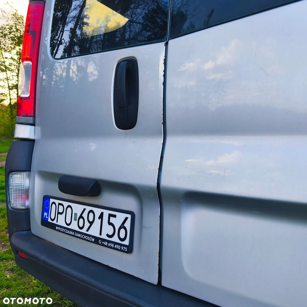 Opel Vivaro L2H1 2.9t - 11