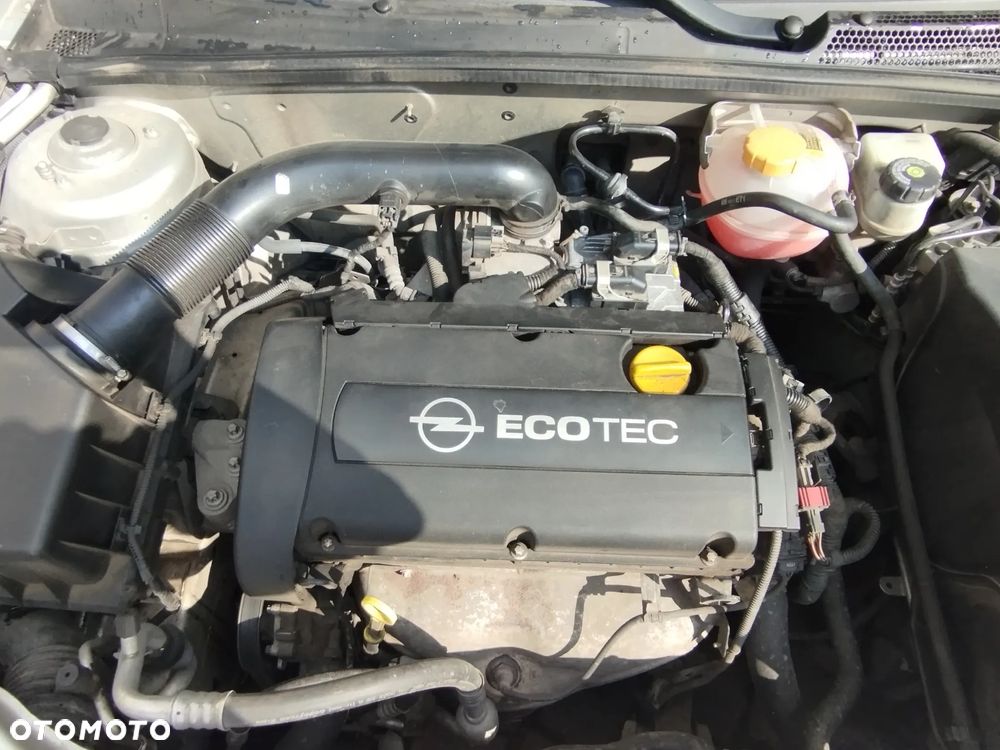 Opel Vectra - 8
