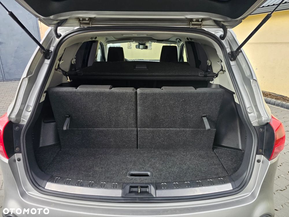Nissan Qashqai+2 2.0 visia - 17