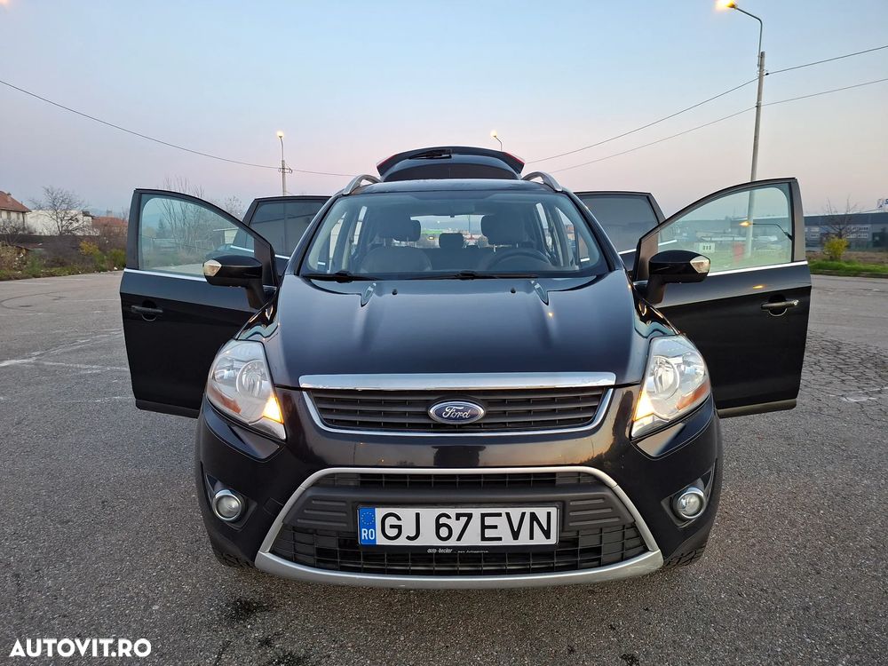 Ford Kuga - 1