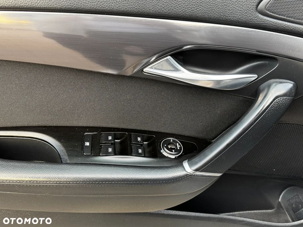 Hyundai i40 1.7 CRDi Comfort + - 25