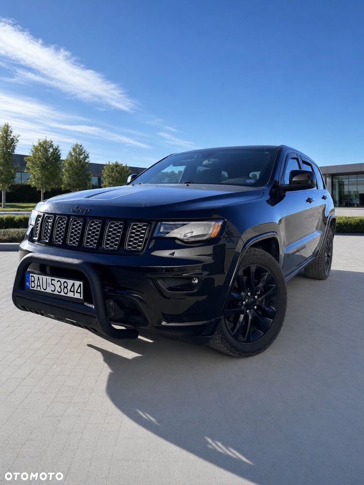 Jeep Cherokee - 1