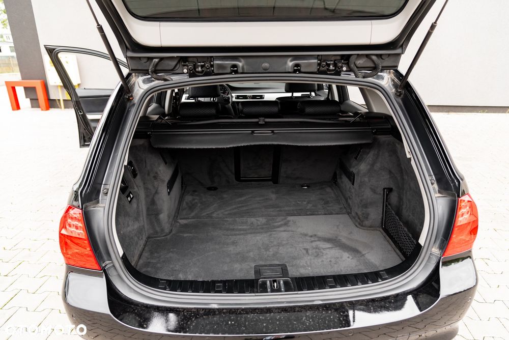 BMW Seria 3 - 16