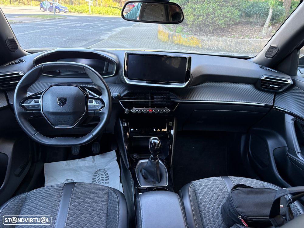 Peugeot 2008 1.2 PureTech Allure Pack - 12