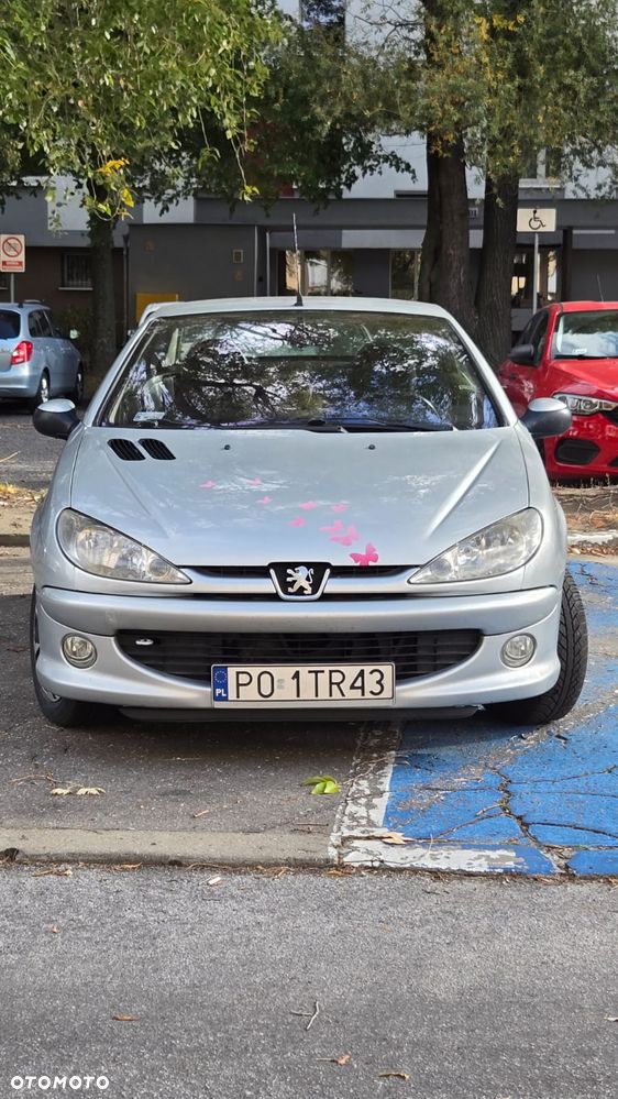Peugeot 206 CC - 1