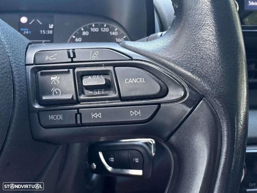 Toyota Yaris 1.5 HDF Comfort Plus - 12