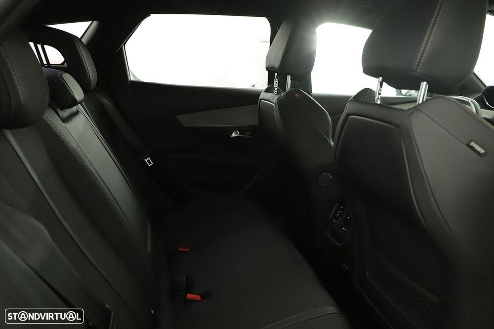 Peugeot 3008 1.2 PureTech GT EAT8 - 23