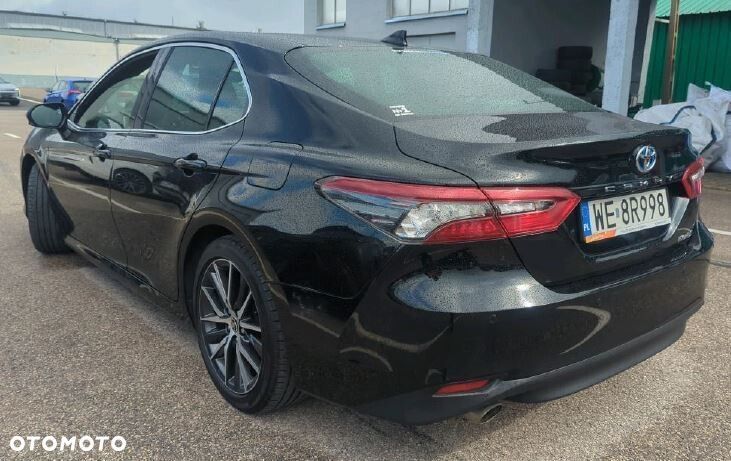 Toyota Camry 2023 photo 3