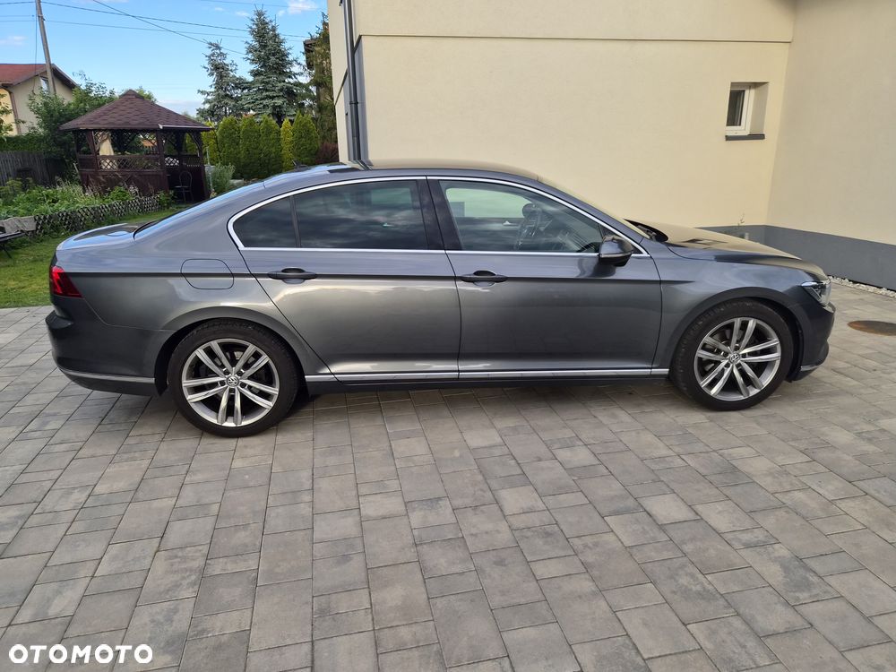 Volkswagen Passat 2.0 TDI SCR Highline - 3