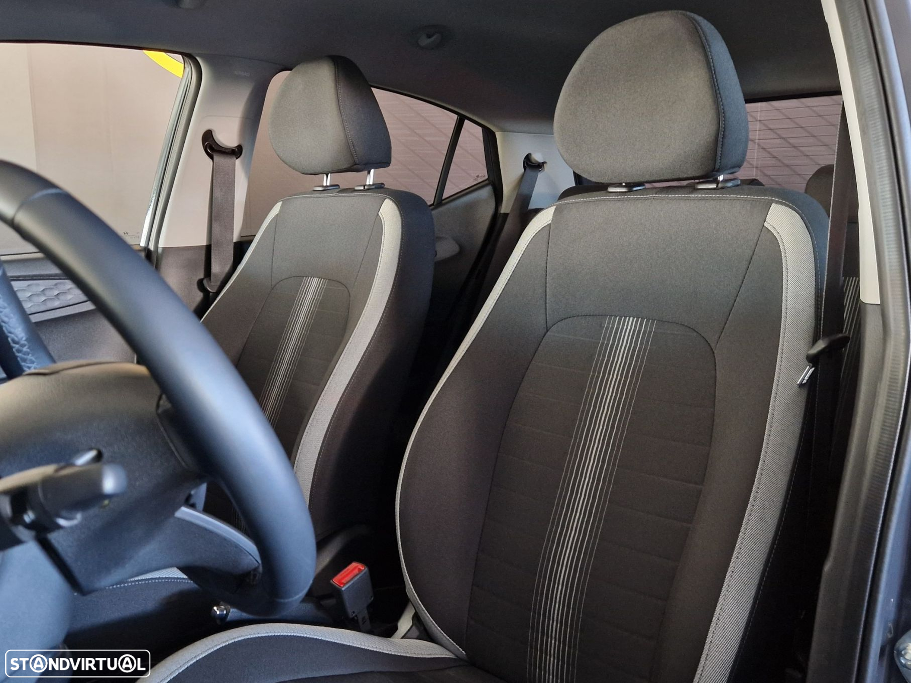 Hyundai i10 1.0 Comfort AMT - 8
