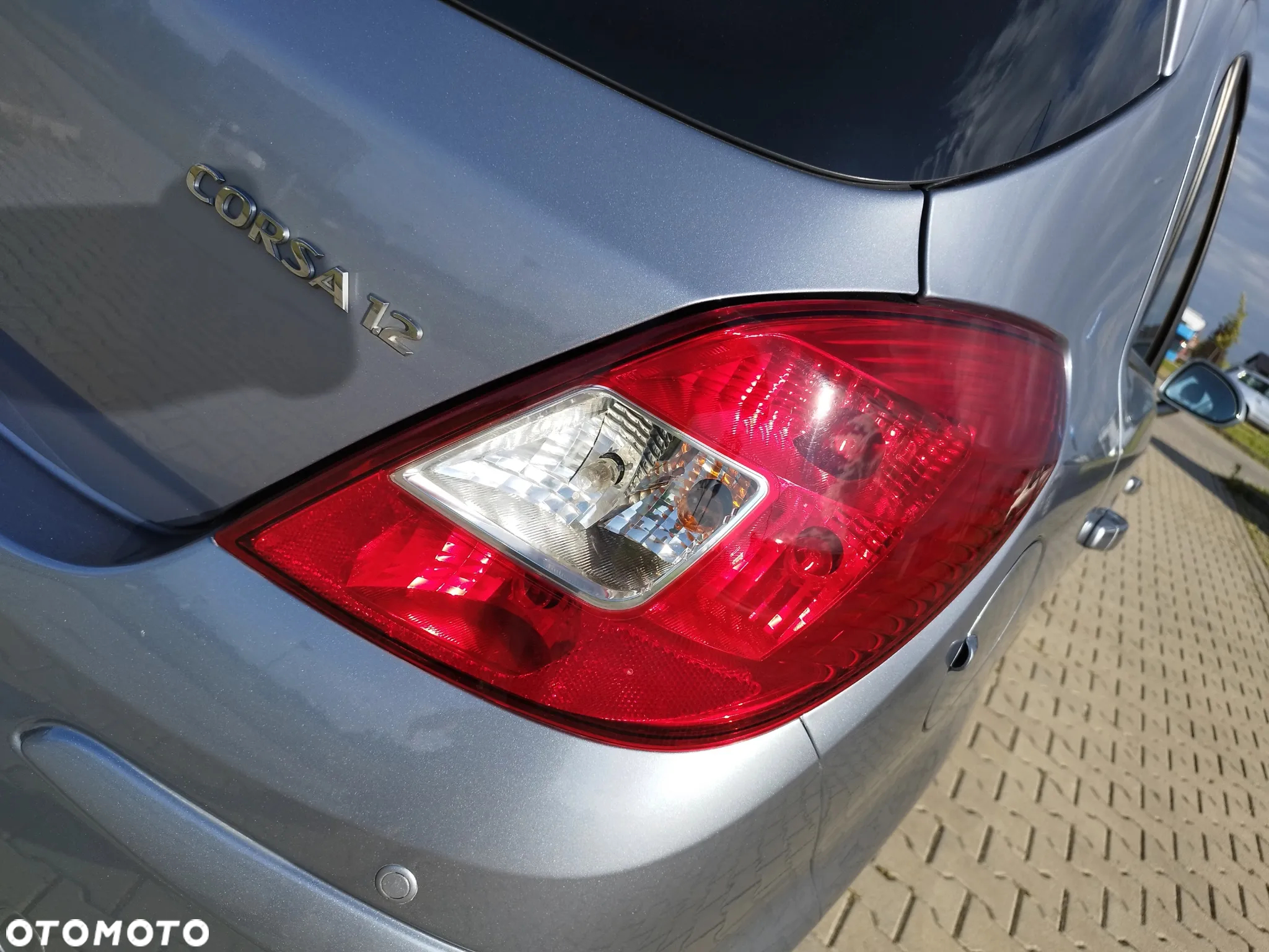 Opel Corsa 1.2 16V Cosmo - 29