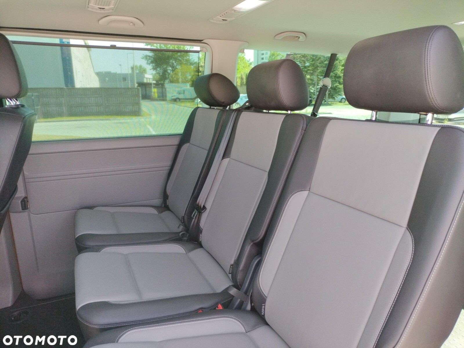 Volkswagen Caravelle 6.1 2.0 TDI L2 Highline 4Motion DSG - 16