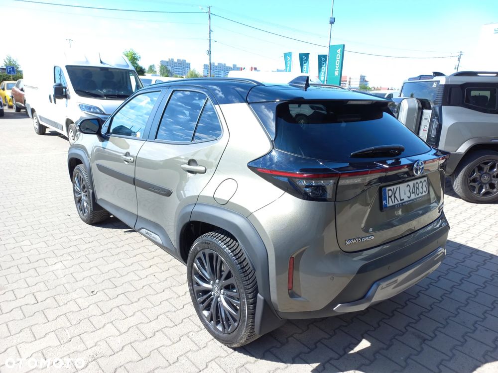 Toyota Yaris Cross Hybrid 1.5 Adventure 4x4 - 7