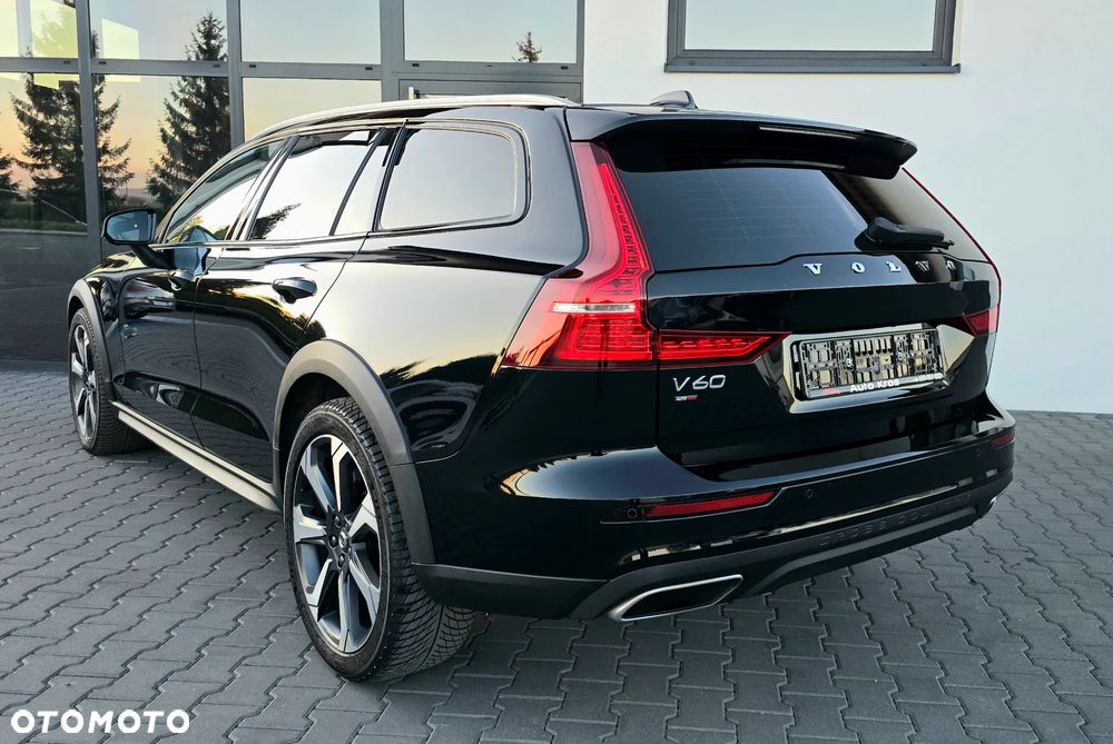 Volvo V60 Cross Country B4 D AWD Geartronic Pro - 7