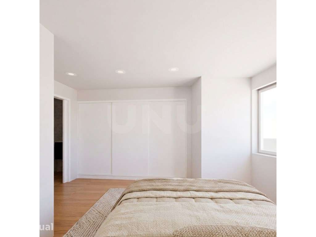 Apartamento T2 Totalmente Renovado a 5min. da Areia Branca, Lourinhã - Grande imagem: 2/25