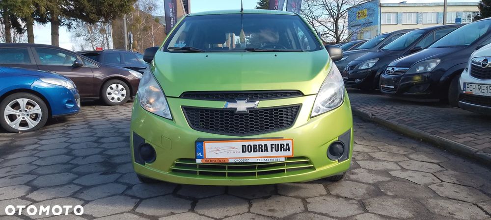 Chevrolet Spark 1.0 LT - 23