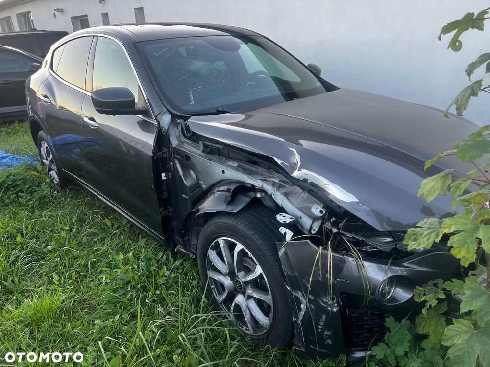 Maserati Levante Granlusso - 2
