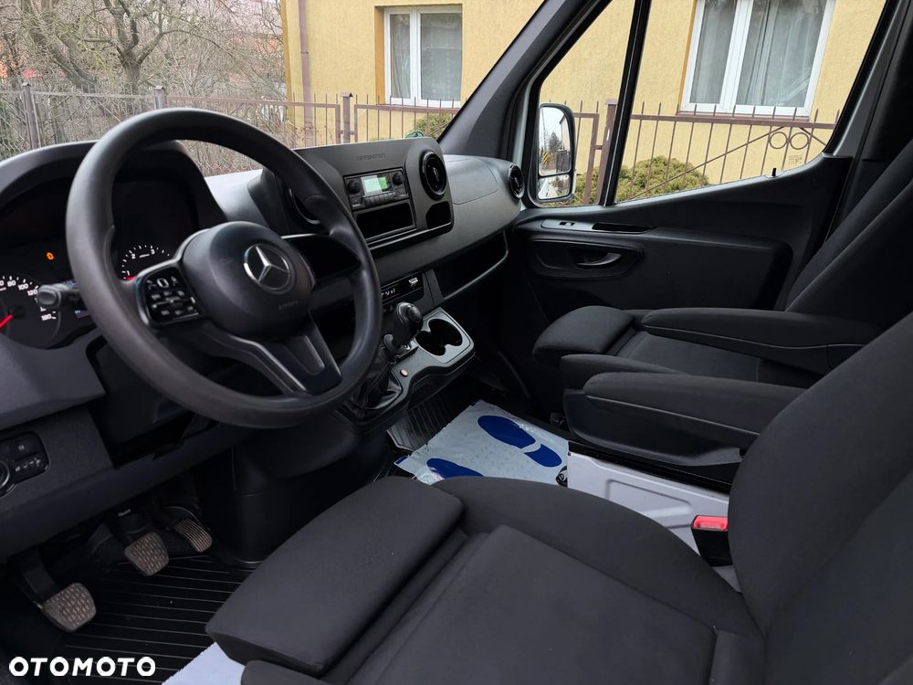 Mercedes-Benz SPRINTER - 9