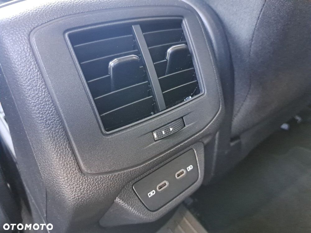 Volkswagen T-Roc 1.5 TSI Style DSG - 26