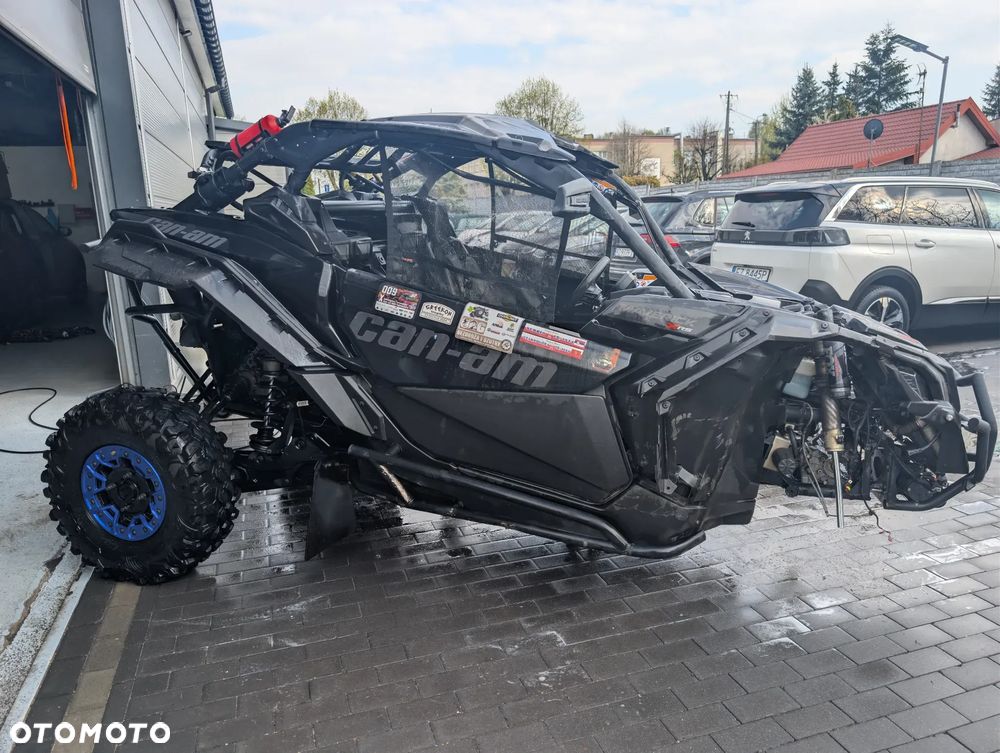 Can-Am Maverick - 11
