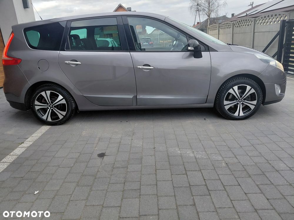 Renault Grand Scenic TCe 130 Bose Edition - 6