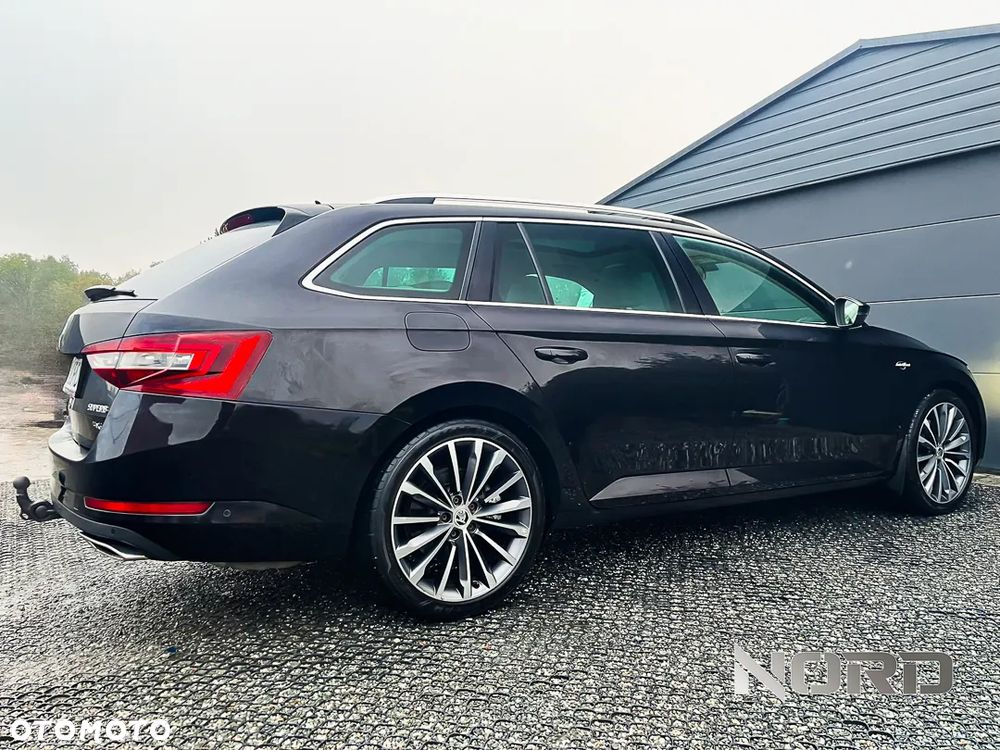 Skoda Superb 2.0 TSI 4x4 DSG L&K - 9
