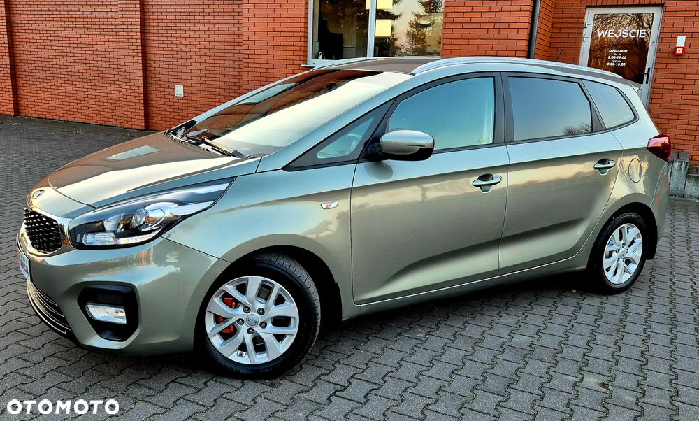 Kia Carens 1.7 CRDi S 7os - 24