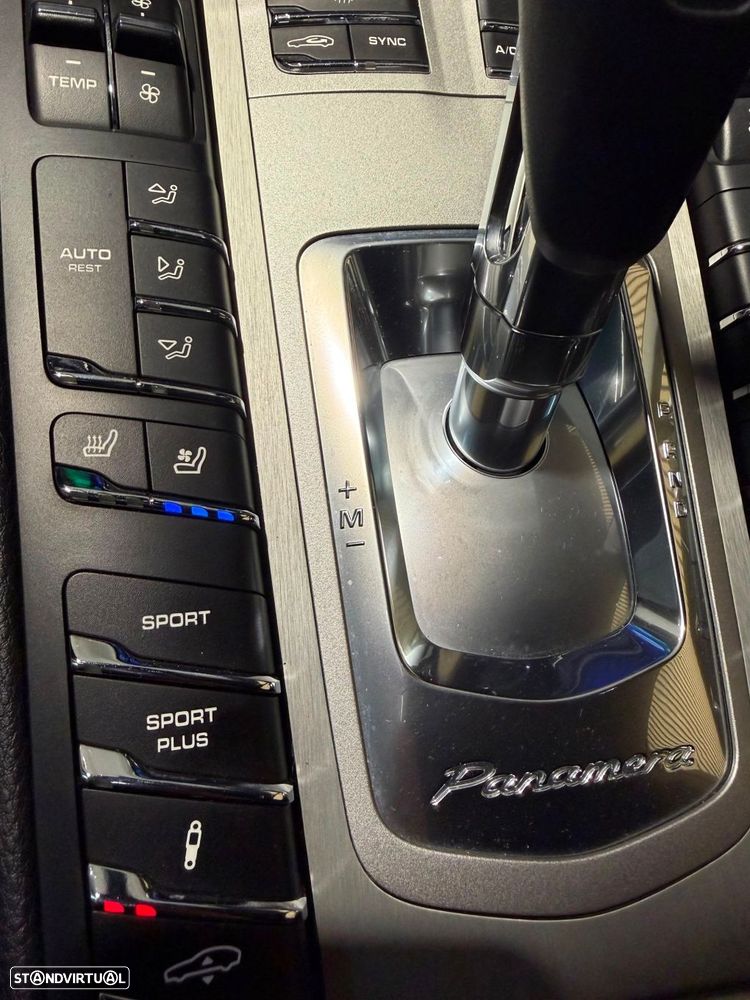 Porsche Panamera S E-Hybrid - 16