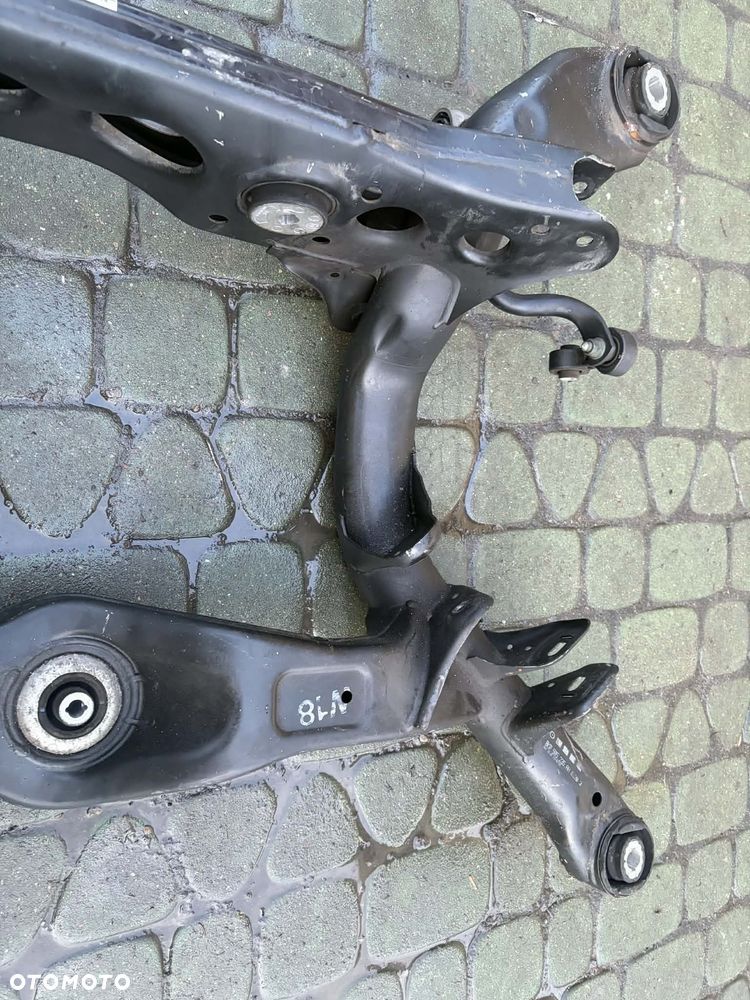 Tylna belka oś trawersa sanki kołyska Audi S4 A4 B8 S5 A5 Quatro 8K0505235AK Orginał bez rdzy super stan import italy - 4