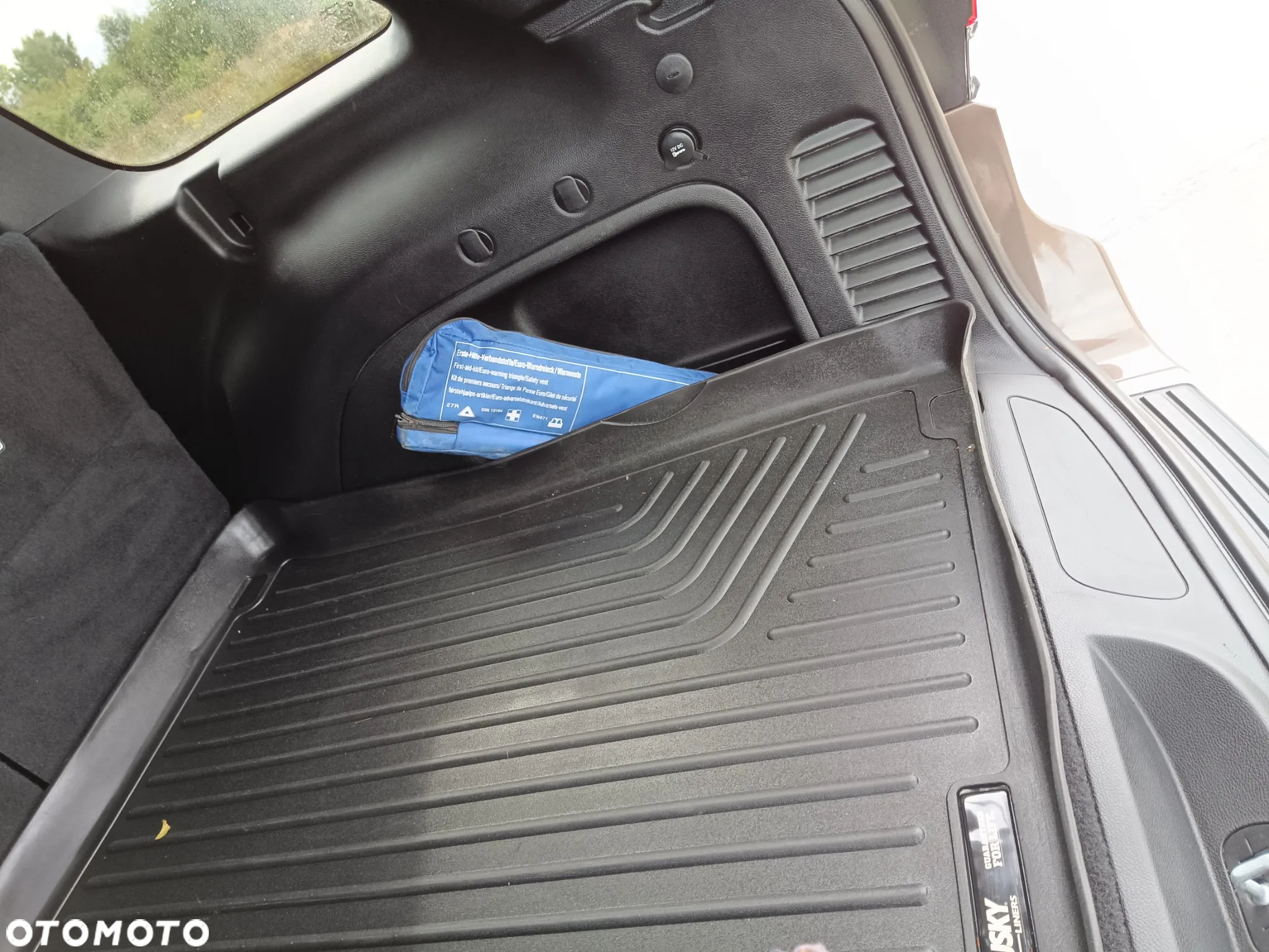 Jeep Grand Cherokee - 20