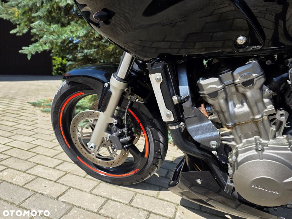 Honda Hornet - 33