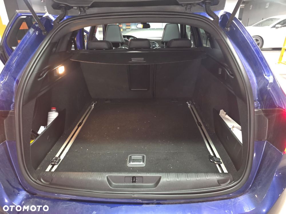 Peugeot 308 1.6 e-THP GT S&S - 41