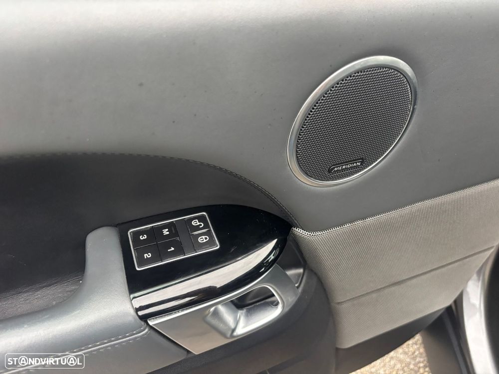 Land Rover Range Rover Sport 3.0 SDV6 Autobiography Dynamic - 17